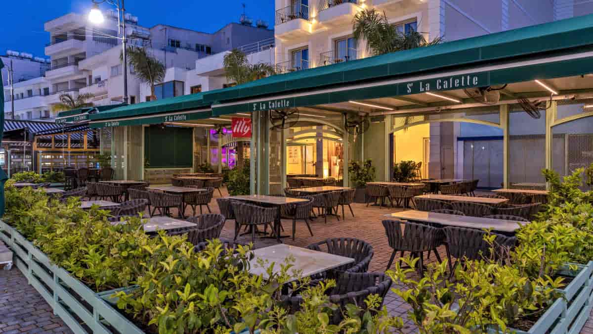 Leonardo Hotels & Resorts Mediterranean - 1035 - Bar in Leonardo Boutique Hotel Larnacao